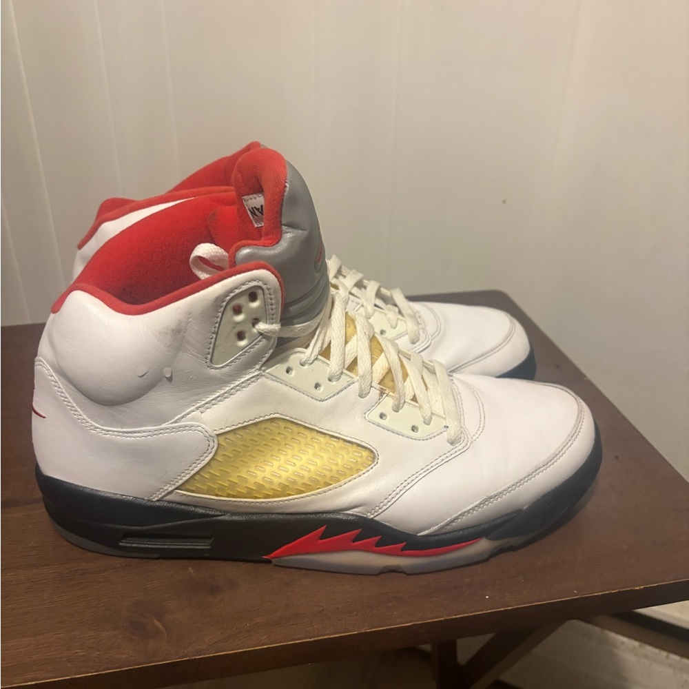 Air Jordan 5 Retro Fire Red 2020 size 13